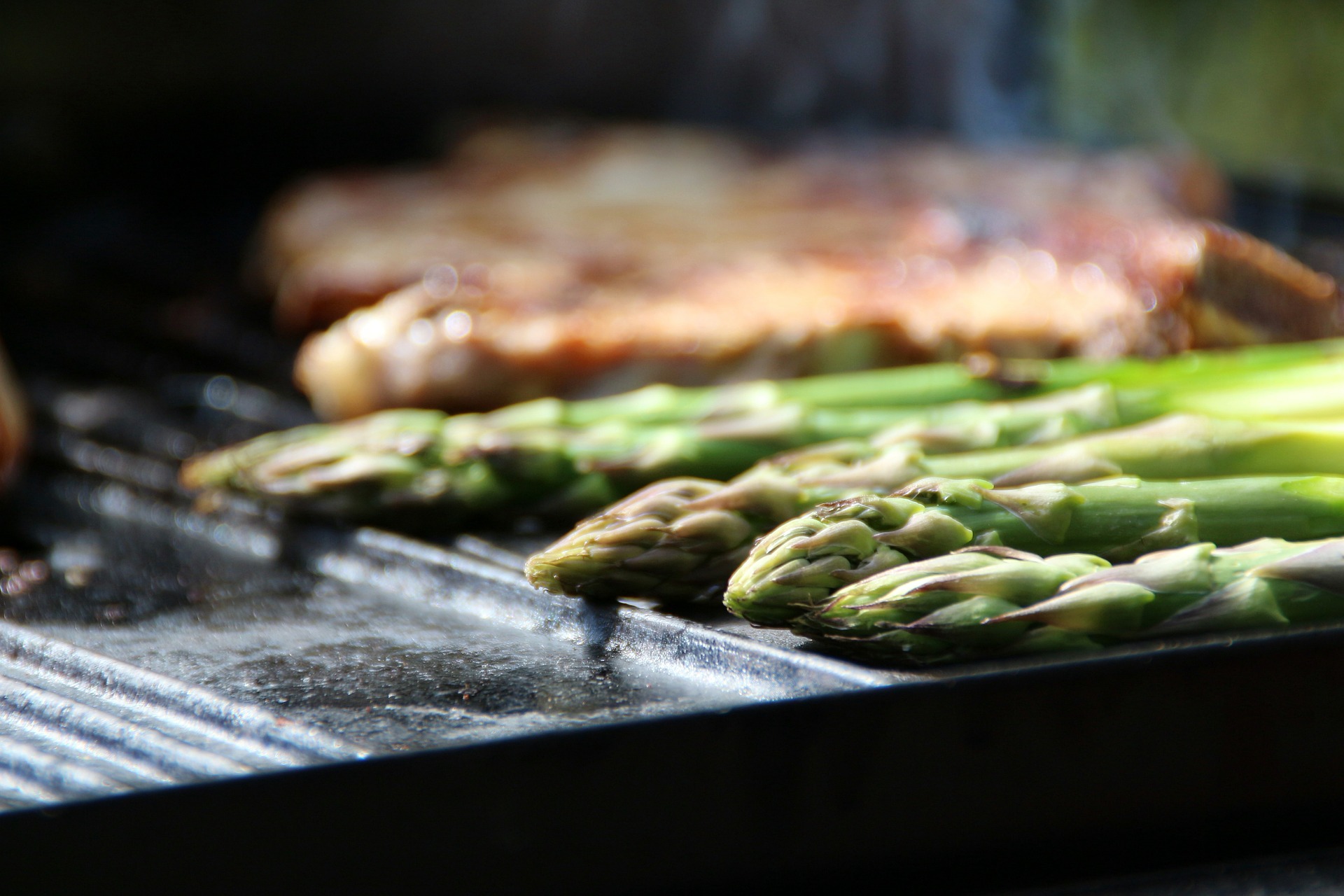 asparagus-353941_1920-1024x683