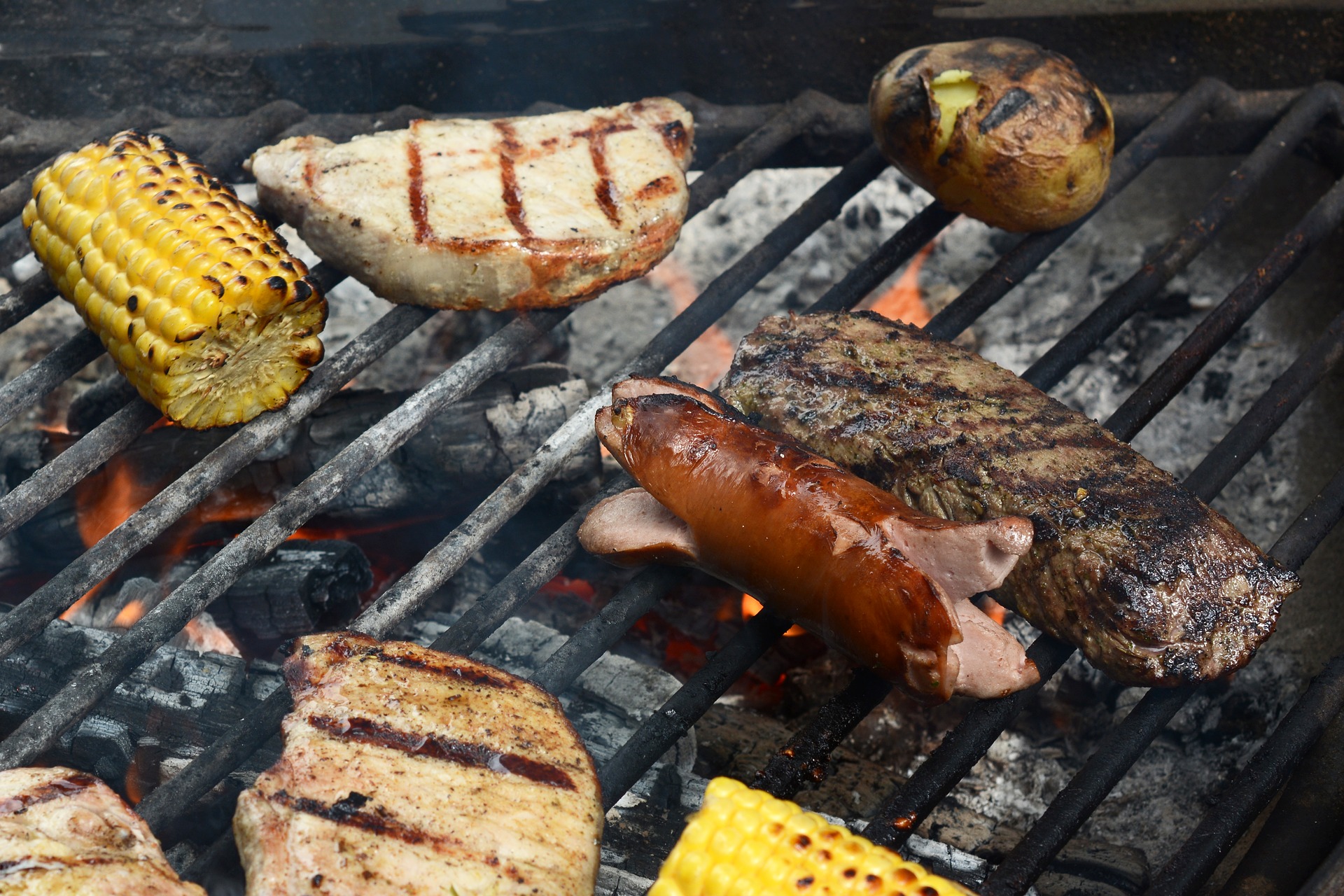 grilling-3395057_1920